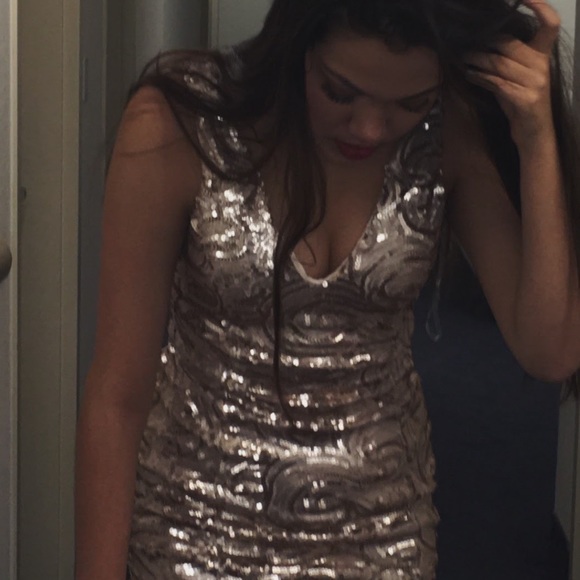 GOLD SPARKLE MINI DRESS - Picture 3 of 4